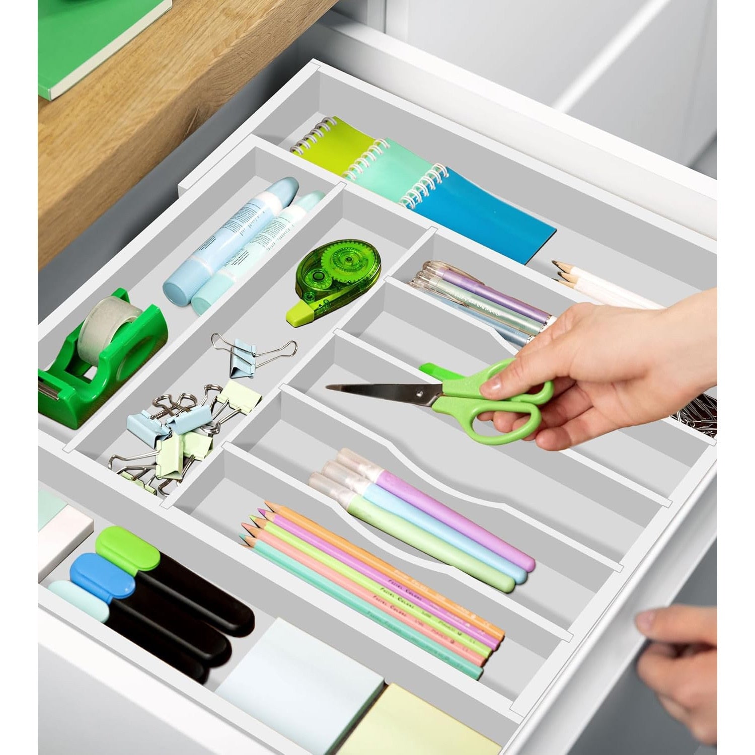 Organizator extensibil pentru tacamuri si ustensile NextWave® – bambus natural lacuit, finisaj negru elegant, 9 – imaginea 6