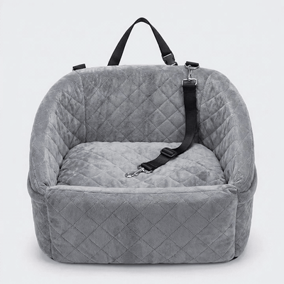 Scaun auto pentru caini NextWave®, detasabil si lavabil, pentru animale de pana la 13, 6 kg, cu centura — problemă și soluție