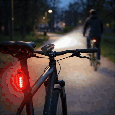 Set Lumini Bicicleta, Trotineta Fata Spate BeGenius®, Far si Stop Reincarcabil USB, Far 1000 lumeni cu — problemă și soluție