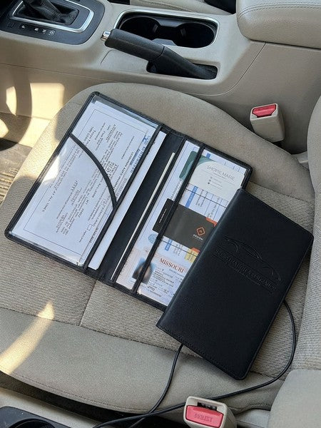 Organizator documente auto NextWave®️, port-document pentru inmatriculare si asigurare, mapa pliabila cu buzu — testimonial 1