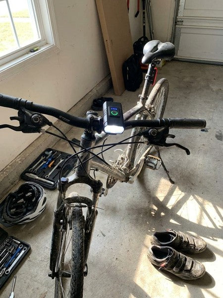 Set Lumini Bicicleta, Trotineta Fata Spate BeGenius®, Far si Stop Reincarcabil USB, Far 1000 lumeni cu 6 Modu — testimonial 1