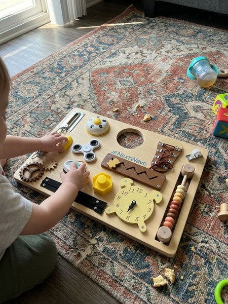 Placa senzoriala NextWave®, tabla de activitati Montessori din lemn cu 14 activitati educationale pentru inva — testimonial 1