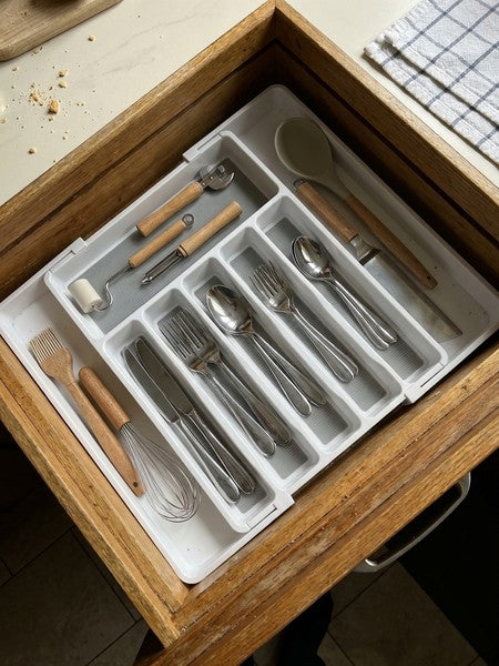 Organizator extensibil pentru tacamuri si ustensile de bucatarie NextWave® – suport sertar ajustabil 33–57 cm — testimonial 3