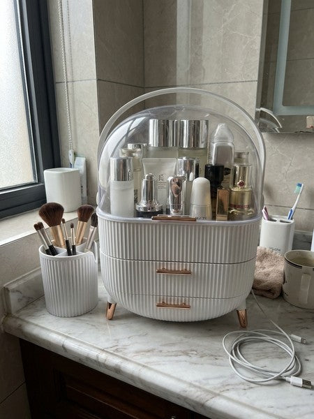 Organizator pentru cosmetice si bijuterii NextWave®, spatiu depozitare cu 2 sertare, vitrina si cutie pensule — testimonial 3