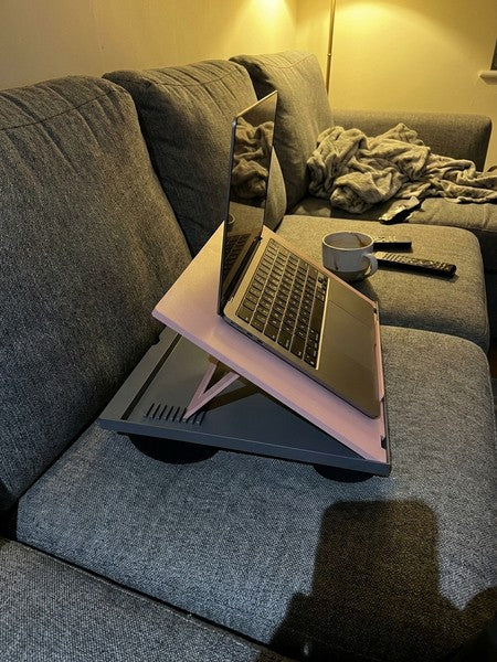 NextWave® Masa laptop reglabila cu perna – 9 unghiuri ajustabile, suport pentru laptop pana la 15 "6", mouse — testimonial 4